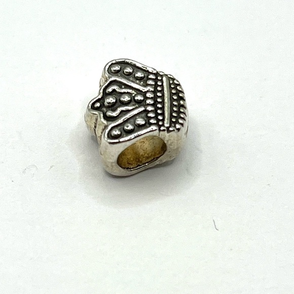 Crown  Charm for European Style Bracelets Fits Pandora Systems Queen Charms - Picture 3 of 8